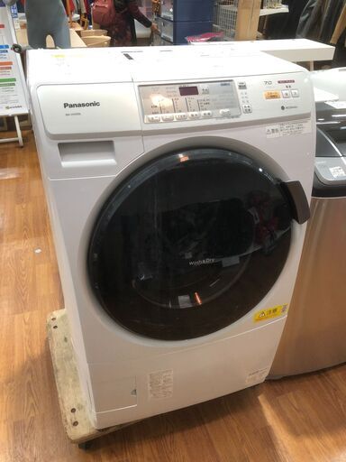 2015年製　パナソック　ドラム式洗濯機　NA-VH320L　入荷しました