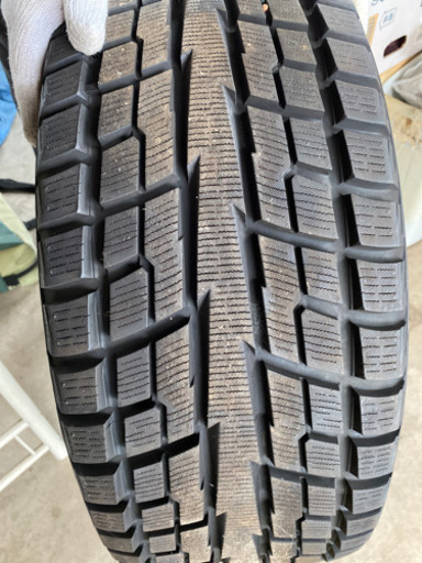 スタッドレスタイヤアルミホイール付き４本