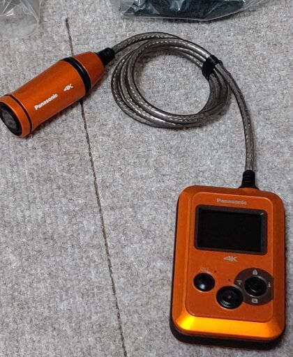大幅値下げ！【新品 ウエアラブルアクションカメラ防水仕様】Panasonic HX-A500 4K対応＋クリップマウント付き