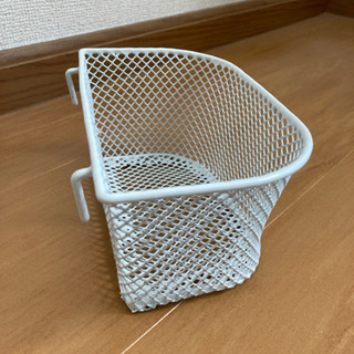 タオルかけ、小物入れの画像