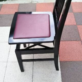 ■ピアノ用　椅子　YAMAHA製の画像