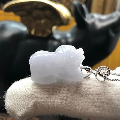 福袋 ネックレス イノシシ 本翡翠 氷ヒスイ 誕生日プレゼント 亥年 天然石 本物保証