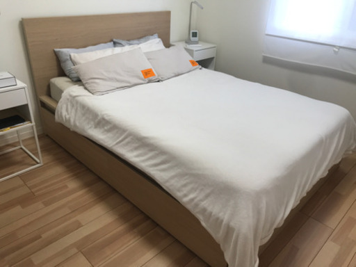 IKEA MALM ダブルベッド　引き出し・マットレス付