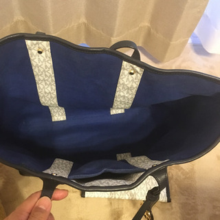 MICHAELKORSバッグの画像