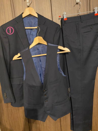 元値約9万円★スーツ3着セット★値下げ交渉可能