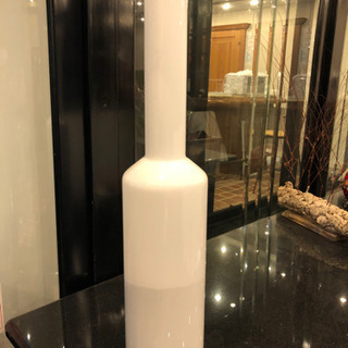 ガラス製の花瓶