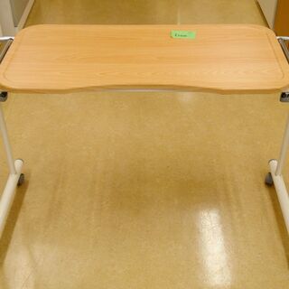 介護用品 ベッド テーブル 高さ 幅調整出来ます！ 病院でよく見...