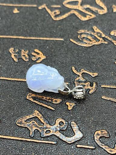 福袋 ネックレス イノシシ 本翡翠 氷ヒスイ ラベンダー色 誕生日プレゼント 鑑別書有