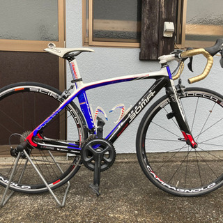 ロードバイク　フルカーボン