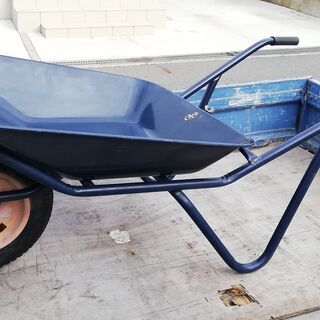 中古★一輪車（猫車）浅型２才【引取限定】