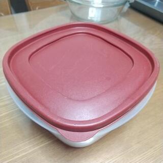 Rubbermaid 角型タッパー差し上げます