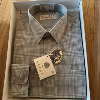 未使用・高級メンズシャツ！の画像
