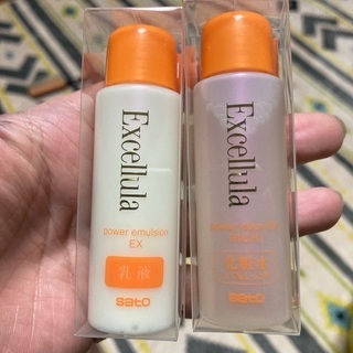 エクセルーラ