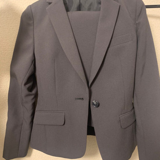 レディース　パンツスーツ　7号の画像