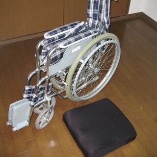車いすの画像
