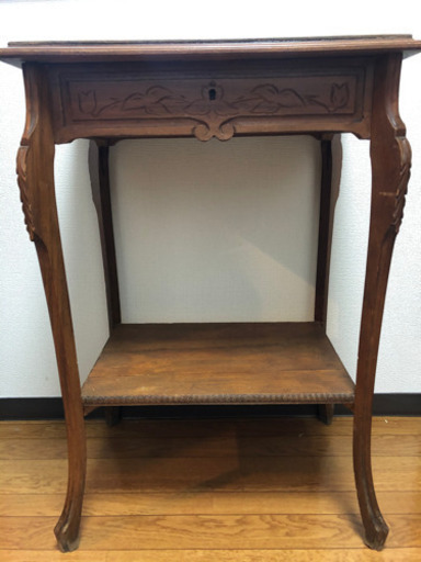 フランスアンティーク　ドレッシングテーブル