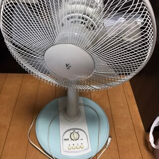 扇風機を無料でお譲り致します。