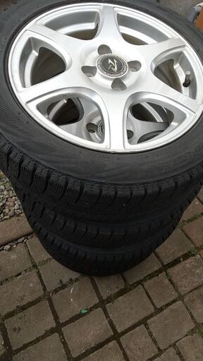 ホイール/スタッドレスタイヤのセット  185/55R15  BSレボGZ 山ソコソコ