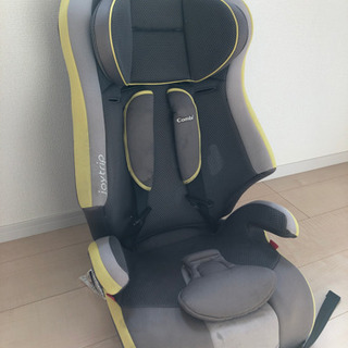 combiジュニアシート