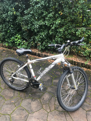 GIANT マウンテンバイク