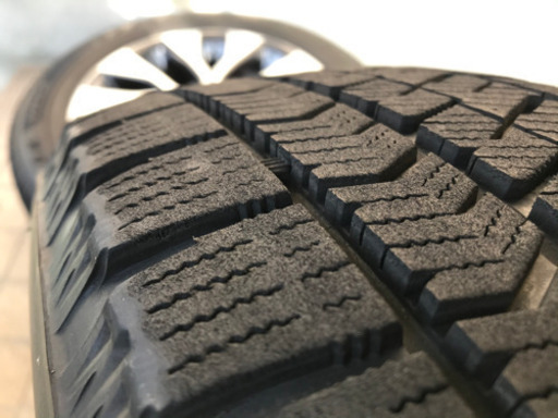 ブリヂストン　ブリザックVRX2+C27 セレナホイールセット