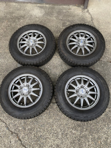 スタッドレスタイヤ　BLIZZAK 155/80/13