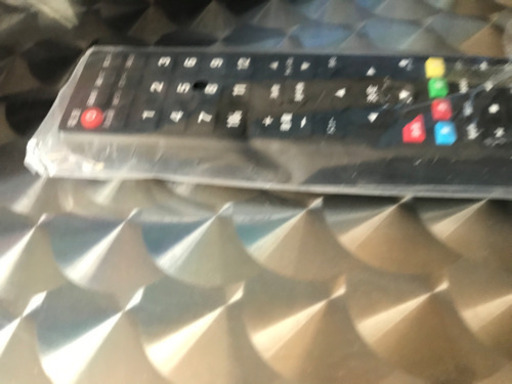 HDD録画機能付き‼️２０１６年製‼️美品　３２インチ　超薄型テレビ‼️配達ok