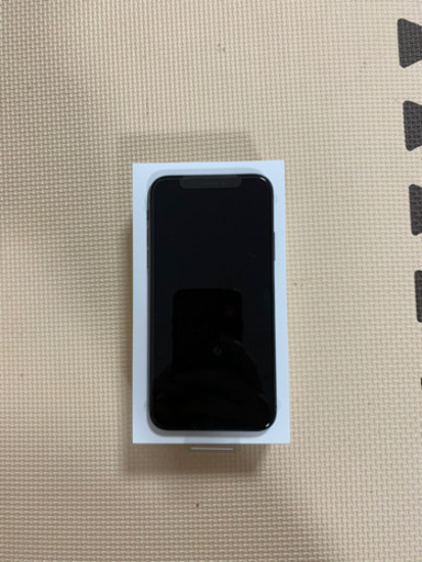 iPhoneXs スペースグレイ 64GB SIMロック解除済 新品未使用
