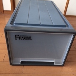 【値下げ】衣装ケース　天馬Fits グレー　１個の画像