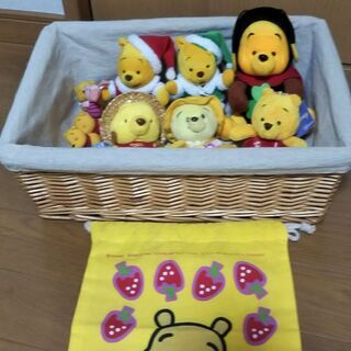 プーさんのぬいぐるみセットの画像