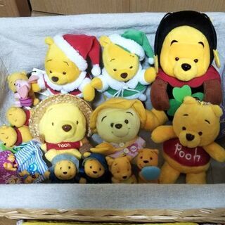 プーさんのぬいぐるみセットの画像