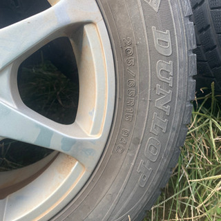 205/65R15 15インチ 国産　スタッドレス ステップワゴン VOXY セレナ プリウス  等に！の画像