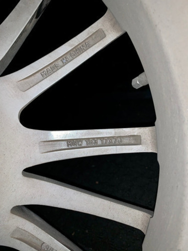スタッドレス ravrion selzer17インチ PCD114.3/5H