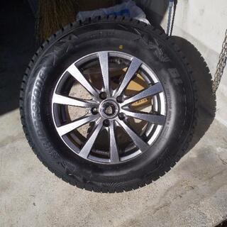 スタッドレスタイヤ