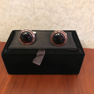 カフスボタンの画像