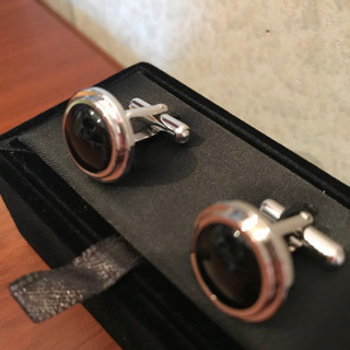 カフスボタンの画像