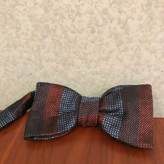 蝶ネクタイの画像