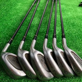 アイアンセット（ブリヂストン）の画像