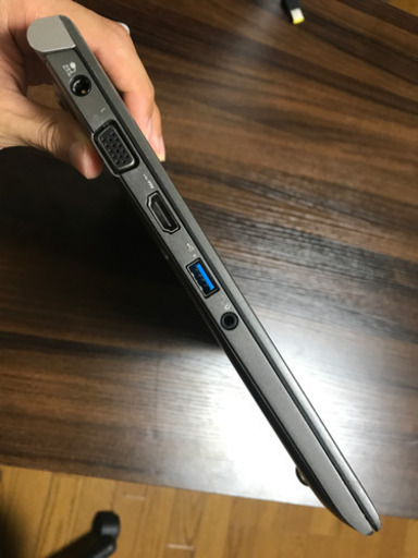 起動・動作速くて軽いノートPC 東芝製 1.2kg Core i5