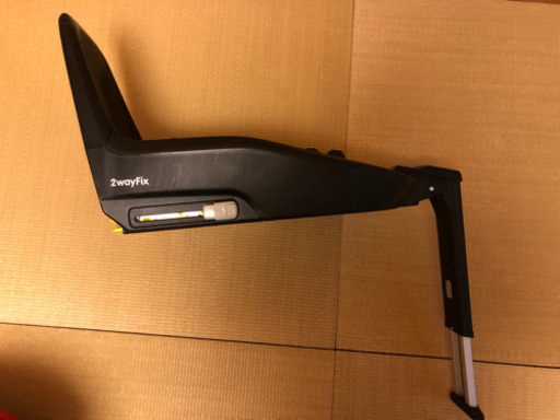 マキシコシ Maxi-Cosi 2wayFix ISO-FIX固定方式ベース