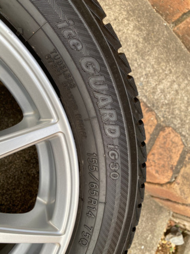 スタッドレスタイヤ　ホイール　セット　155 65 R14