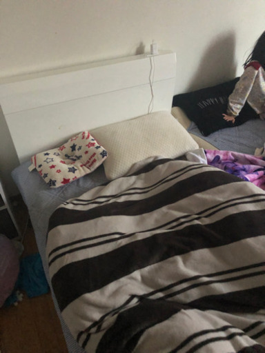 スウィートデコレーションベッドフレーム