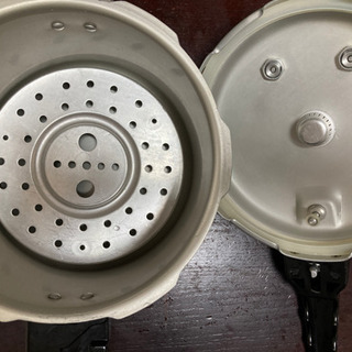 家庭用圧力鍋18cmの画像