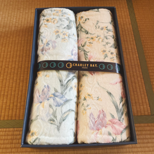 Charley bay Paris ペア毛布