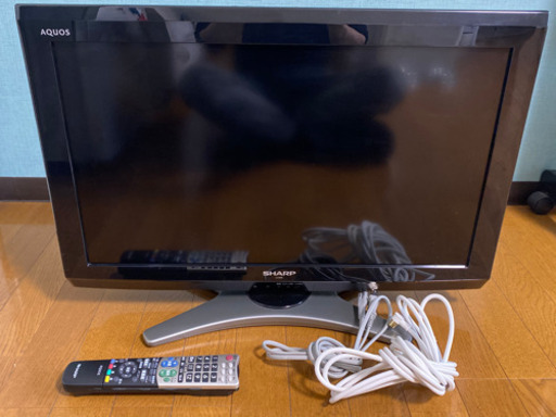 SHARP AQUOS テレビ 26インチ位 中野【お安く譲ります】