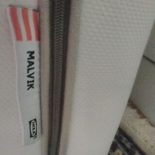IKEAのマットレスの画像