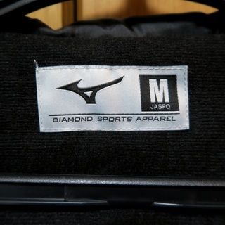 フード付きジャンパー　黒 Mサイズの画像