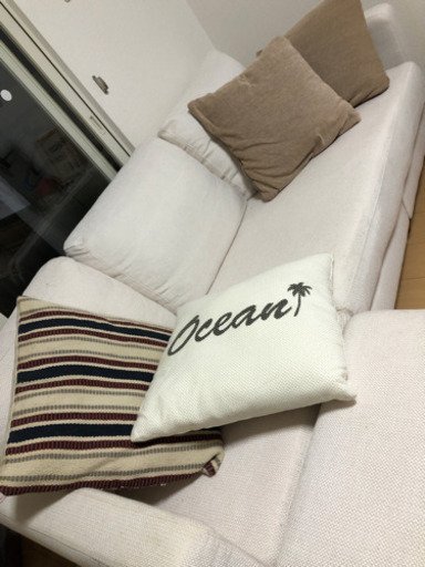 受取人決定　三人掛けソファ　クッション付き　美品