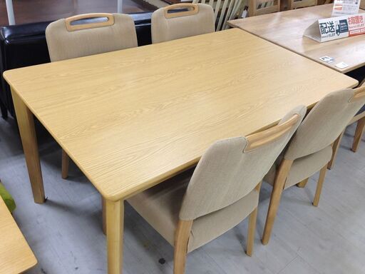 取りに来れる方限定！ニトリのダイニング５点セット！
