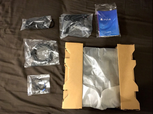PlayStation®4 ジェット・ブラック 500GB CUH-2100A…